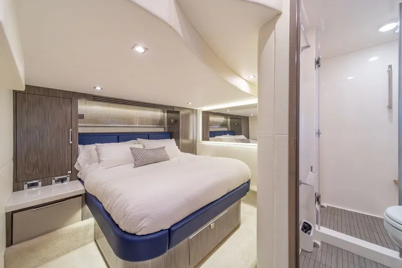 Slide: The Image of Sea Ray Sundancer 510 Signature 2018 - 32