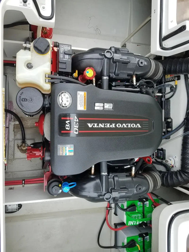 Slide: The Image of Cobalt R7 2015 - 18