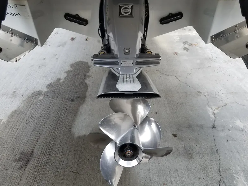 Slide: The Image of Cobalt R7 2015 - 7