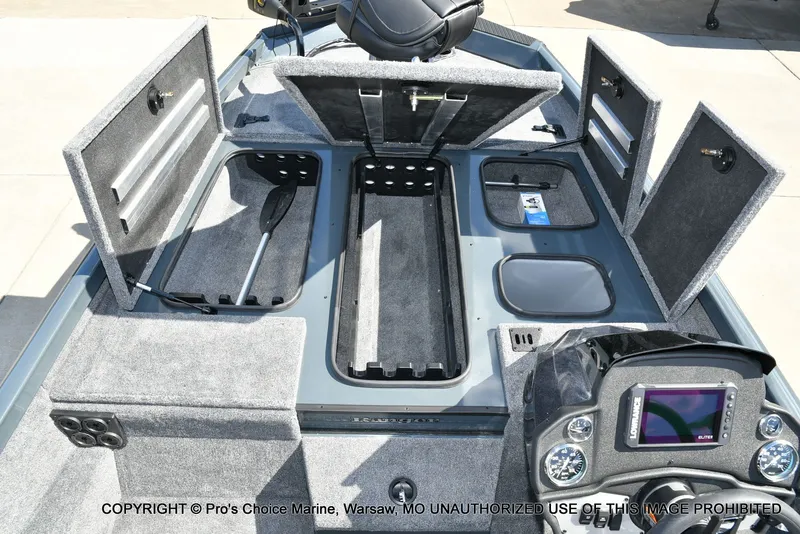 Slide: The Image of Ranger RT188P w/115HP Pro-XS 2026 - 10