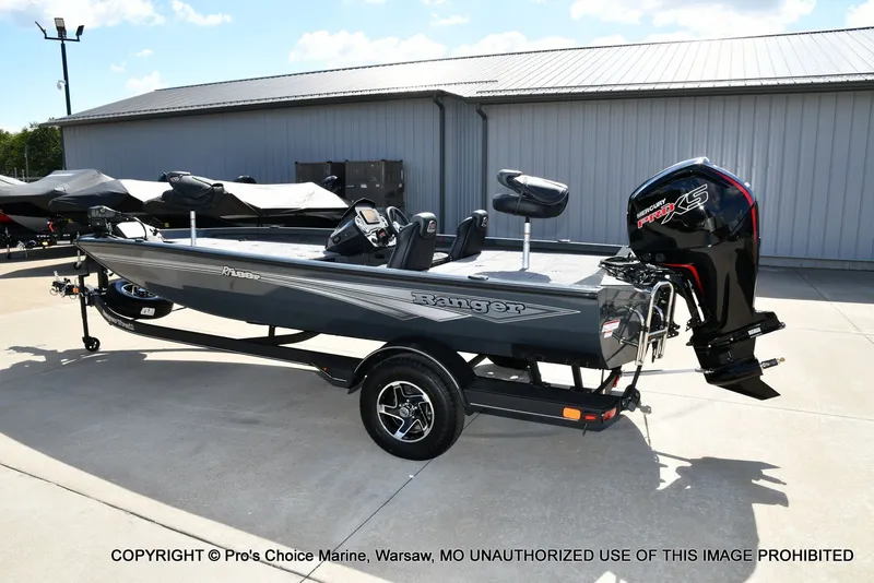 Slide: The Image of Ranger RT188P w/115HP Pro-XS 2026 - 24