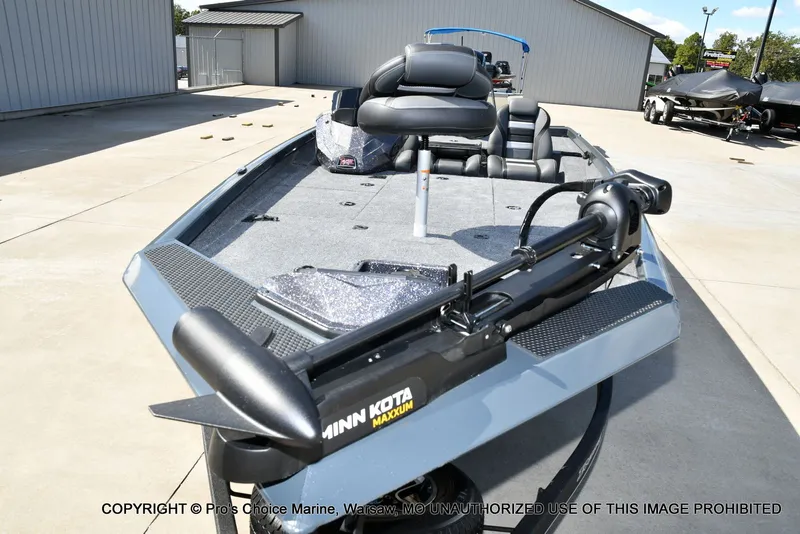 Slide: The Image of Ranger RT188P w/115HP Pro-XS 2026 - 28