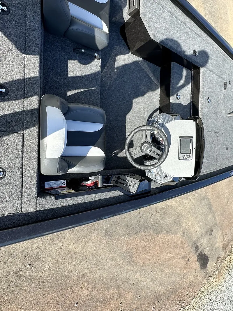 Slide: The Image of Vexus Defender 189 2026 - 5