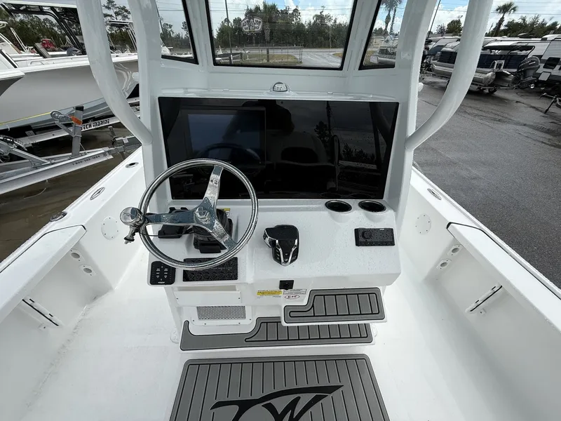 Slide: The Image of Tidewater 2410 Bay Max 2026 - 13