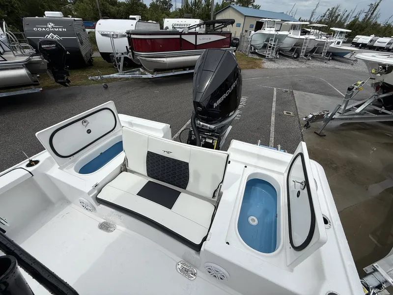 Slide: The Image of Tidewater 2410 Bay Max 2026 - 13