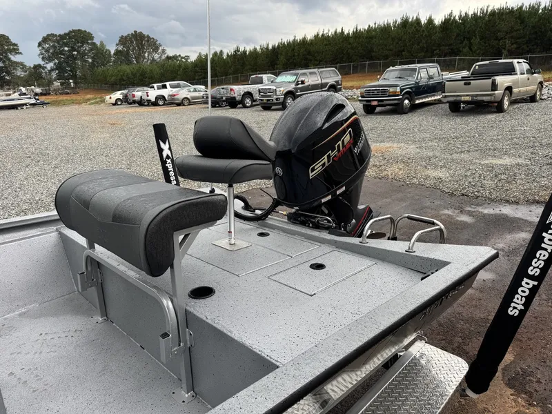 Slide: The Image of Xpress H190B Bay 2026 - 9