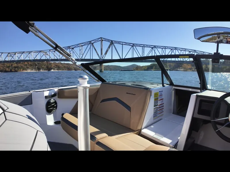 Slide: The Image of MasterCraft ProStar 2026 - 9