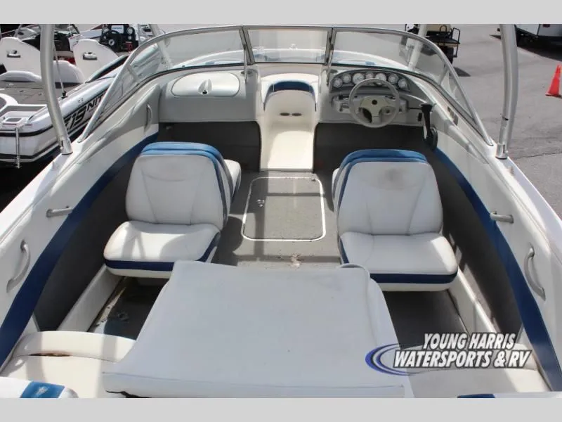 Slide: The Image of Bayliner 195 Bowrider 2005 - 6