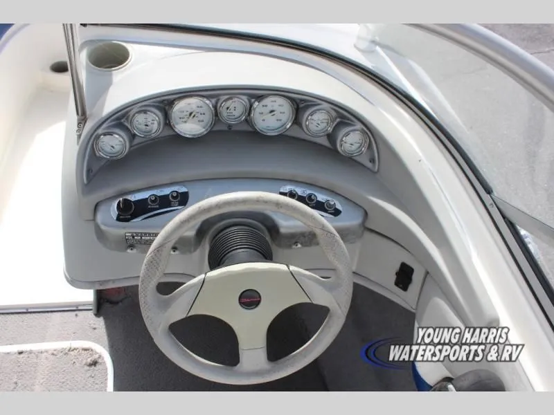 Slide: The Image of Bayliner 195 Bowrider 2005 - 9