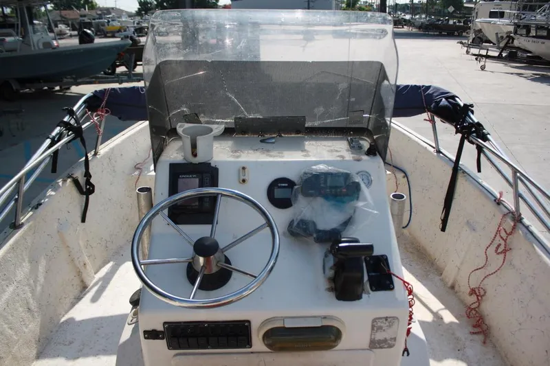 Slide: The Image of Whitewater 170 V 1999 - 5