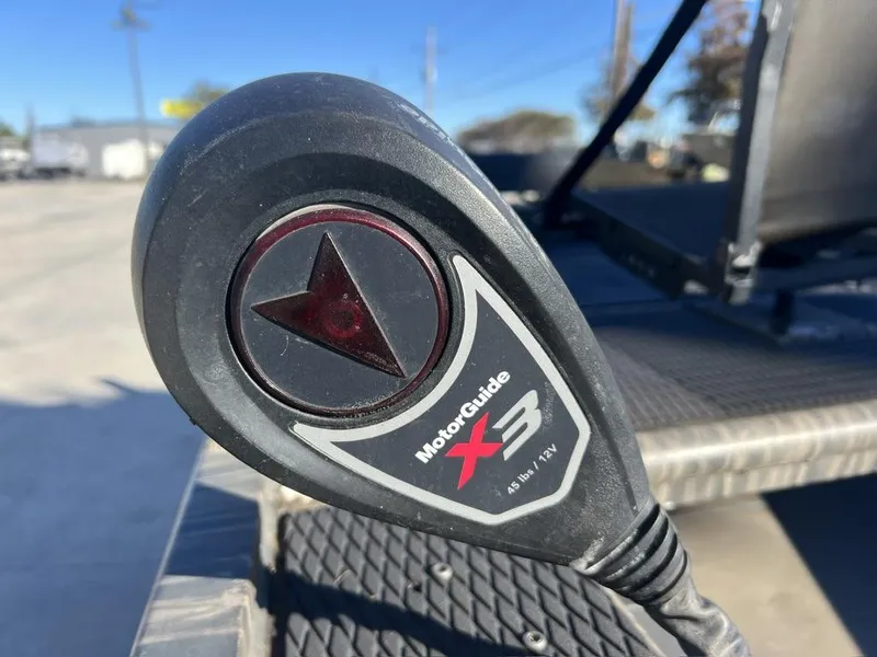 Slide: The Image of Gator-Tail 1754 Extreme 2017 - 16