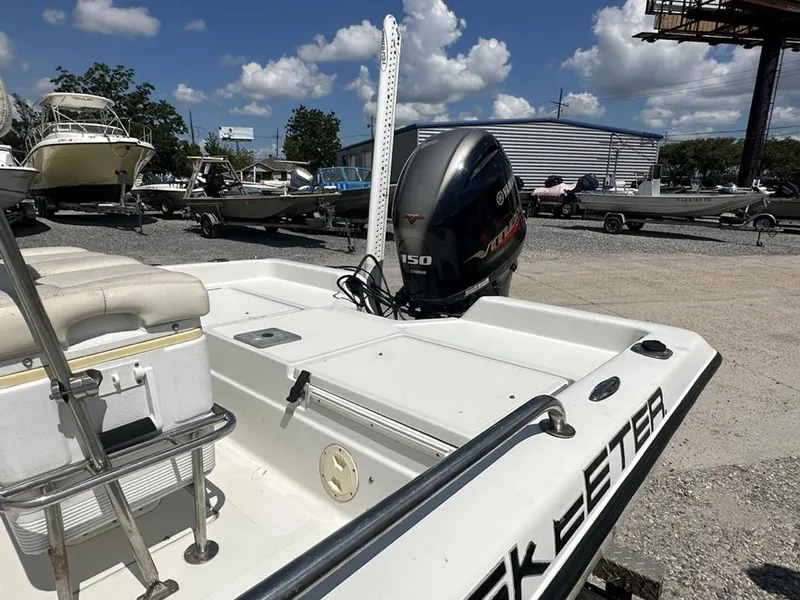 Slide: The Image of Skeeter ZX20 Bay 2005 - 3