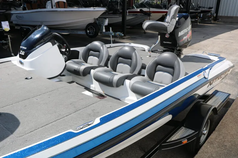 Slide: The Image of Nitro Z 6 SC 2014 - 8