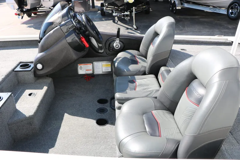 Slide: The Image of Tracker Pro 175 team TXW 2023 - 27