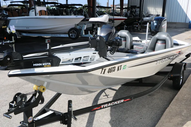 Slide: The Image of Tracker Pro 175 team TXW 2023 - 6