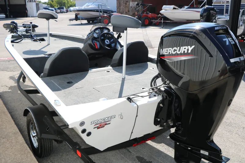 Slide: The Image of Tracker Pro 175 team TXW 2023 - 7