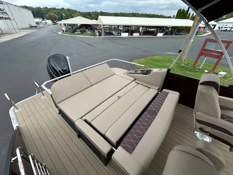 Slide: The Image of Bennington 24 LXSB 2023 - 9