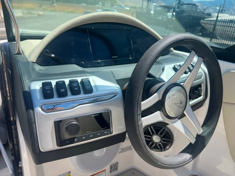 Slide: The Image of Regal 2000ES 2023 - 9