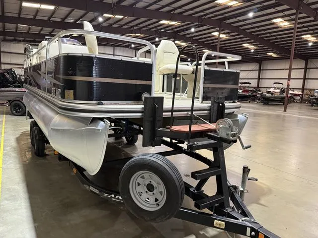 Slide: The Image of Lowe FS214 W/Mercury 90 2013 - 3