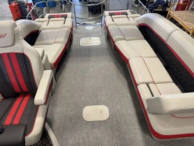 Slide: The Image of Bennington M L-Bench 26 ML 2026 - 16