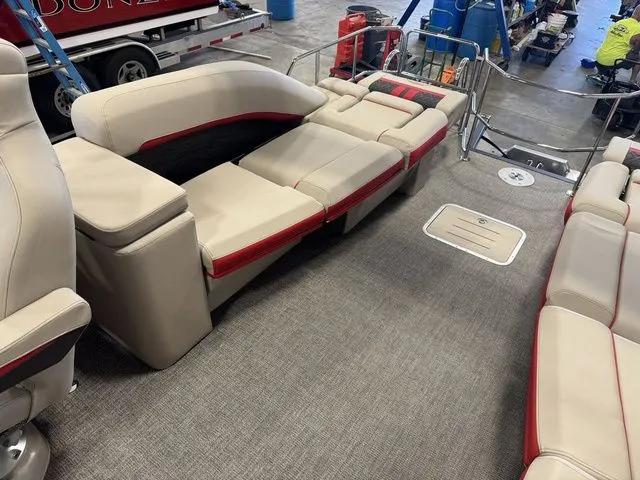 Slide: The Image of Bennington M L-Bench 26 ML 2026 - 20