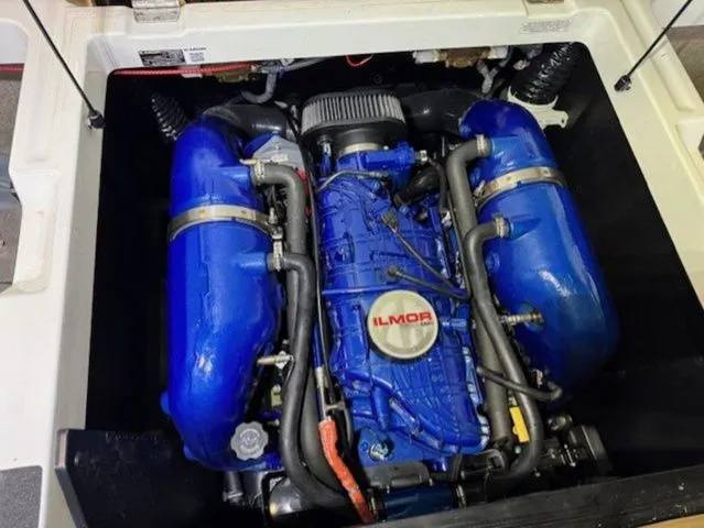 Slide: The Image of MasterCraft XT22 2020 - 13