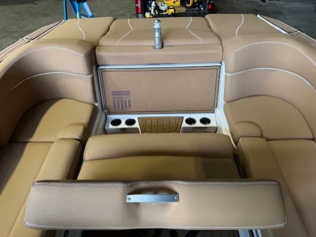 Slide: The Image of MasterCraft XT22 2020 - 18