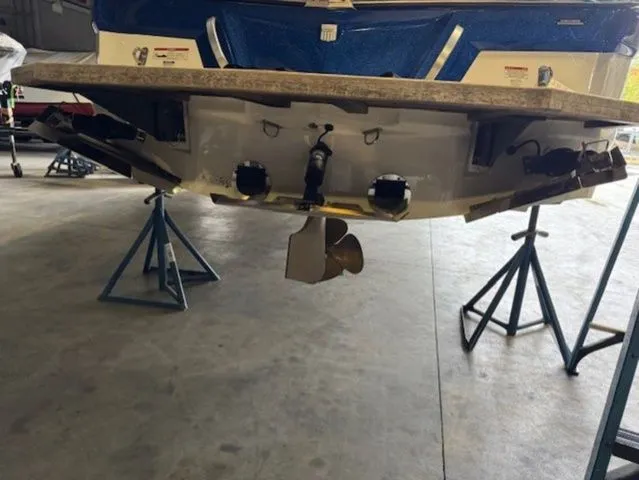 Slide: The Image of MasterCraft XT22 2020 - 8