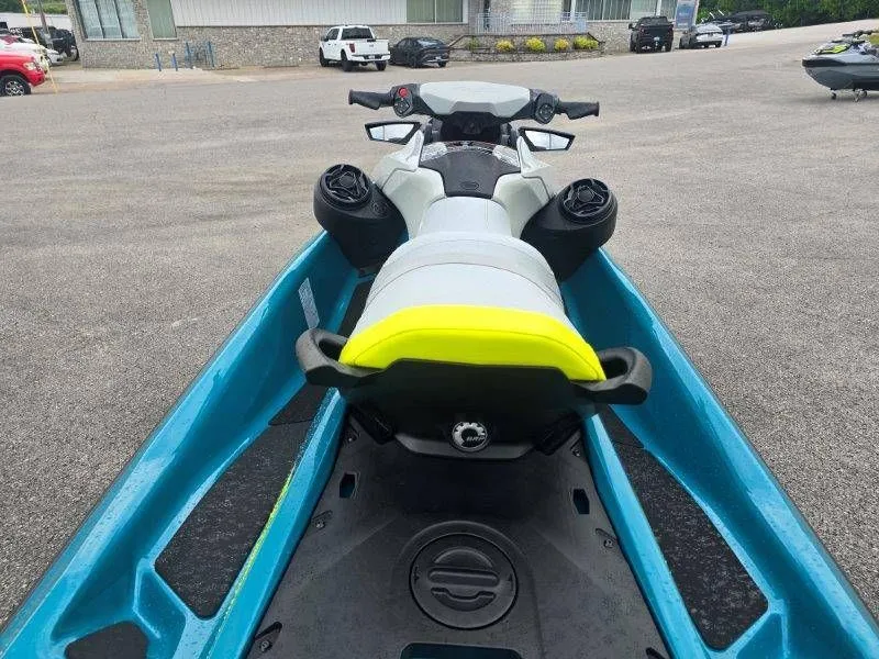 Slide: The Image of Sea-Doo GTI E 130 w/ Sound 2026 - 17