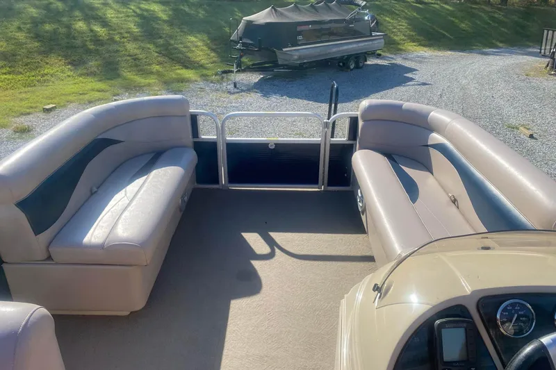 Slide: The Image of Interior of 2014 Godfrey SWEETWATER 2086 pontoon boat with beige seating. - 3