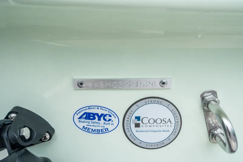 Slide: The Image of Sea Hunt Ultra 219 2026 - 25