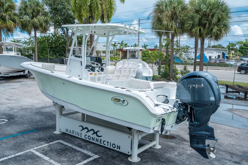 Slide: The Image of Sea Hunt Ultra 219 2026 - 4