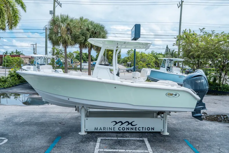 Slide: The Image of Sea Hunt Ultra 219 2026 - 5