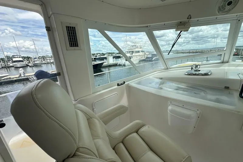 Slide: The Image of 2007 Manta 44 Power Cat 'Lah De Dah' - Pilothouse - 22