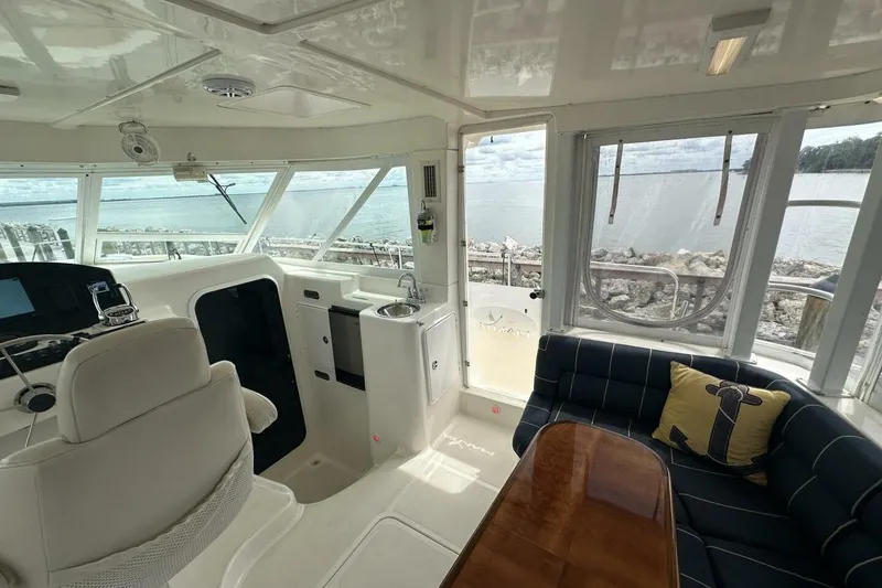 Slide: The Image of 2007 Manta 44 Power Cat 'Lah De Dah' - Pilothouse - 28