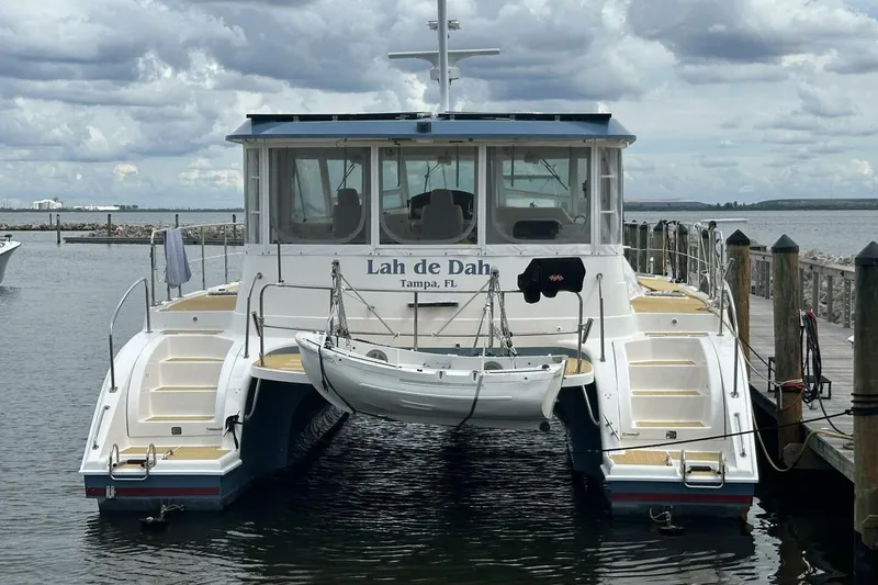 Slide: The Image of 2007 Manta 44 Power Cat 'Lah De Dah' - Stern - 48
