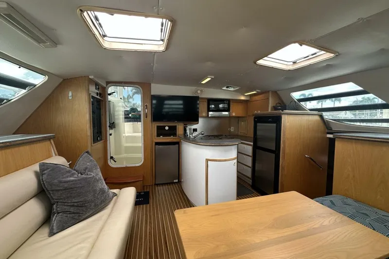 Slide: The Image of 2007 Manta 44 Power Cat 'Lah De Dah' - Dinette - 7