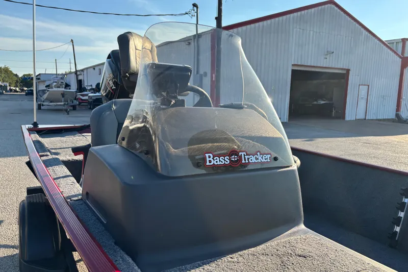 Slide: The Image of 2024 Bass Tracker XL boat seats in sunlight, showcasing comfortable design and premium materials. - 19