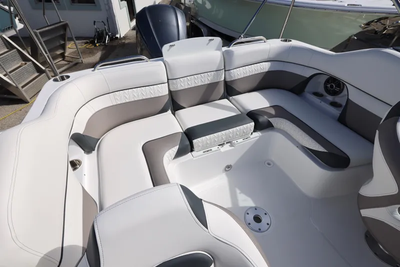 Slide: The Image of 2026 Hurricane SunDeck 2486 OB sales event offering Yamaha outboard coverage and dealer credits. - 1