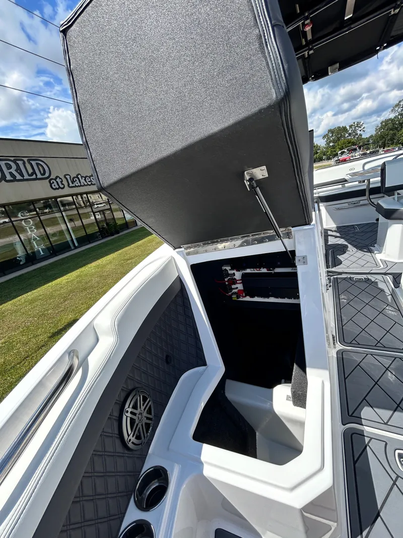 Slide: The Image of Cobalt R6 2026 - 17