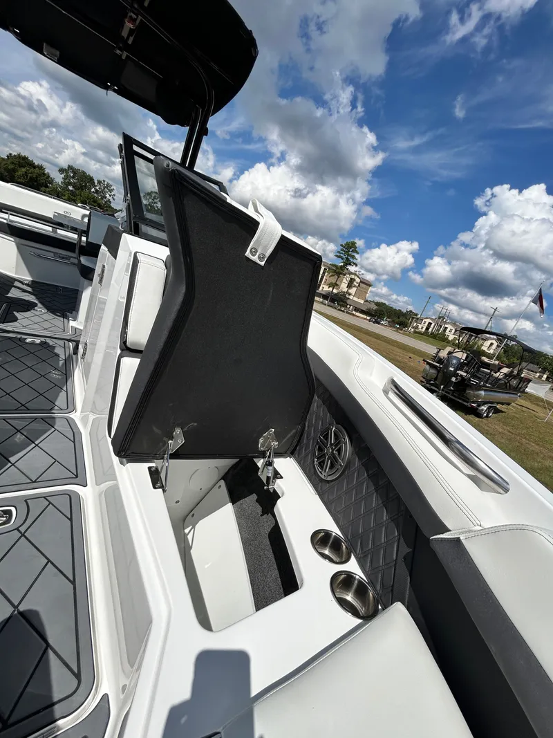 Slide: The Image of Cobalt R6 2026 - 19