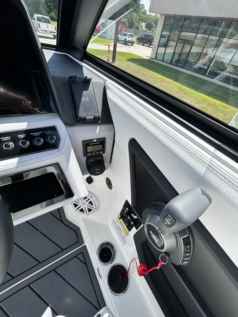 Slide: The Image of Cobalt R6 2026 - 23