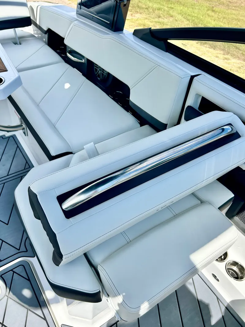 Slide: The Image of Cobalt R6 2026 - 26