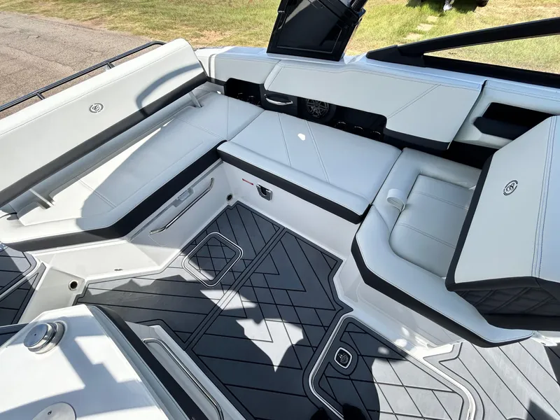 Slide: The Image of Cobalt R6 2026 - 43