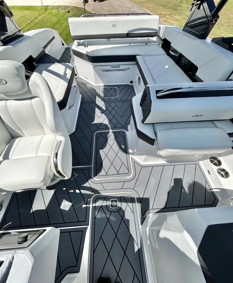 Slide: The Image of Cobalt R6 2026 - 44