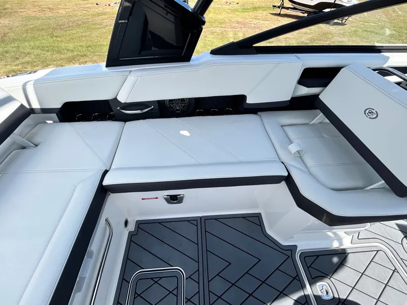 Slide: The Image of Cobalt R6 2026 - 46