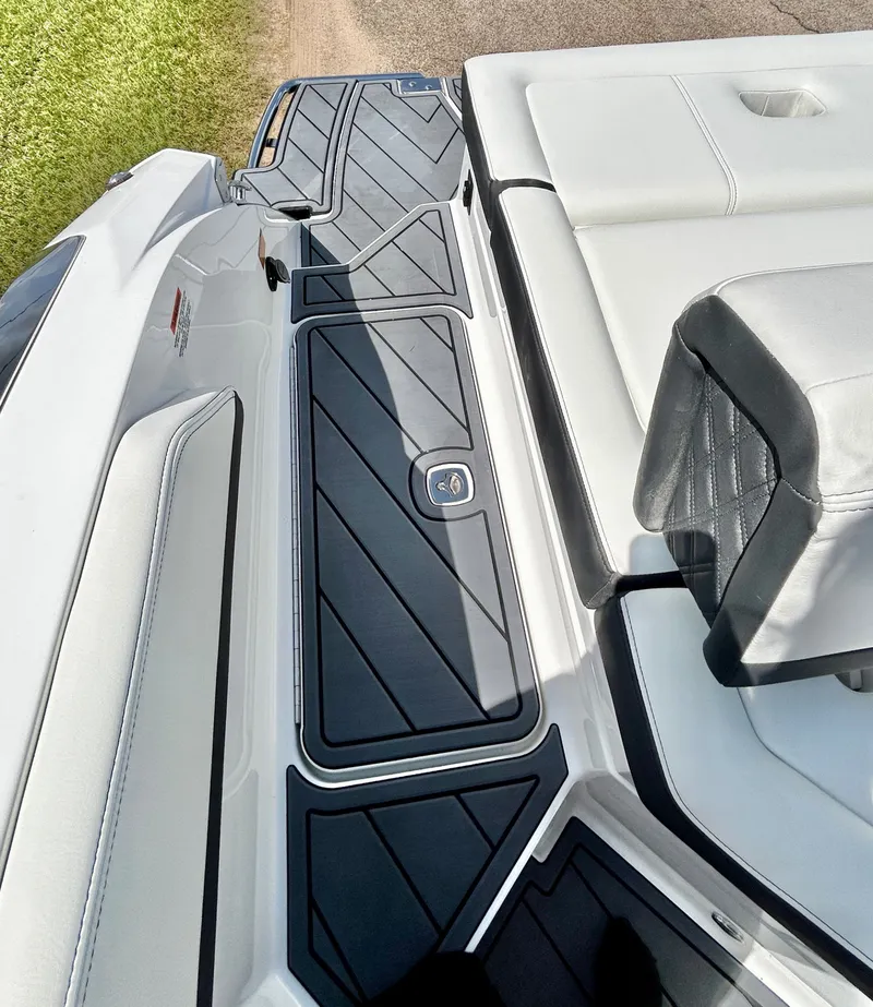 Slide: The Image of Cobalt R6 2026 - 55