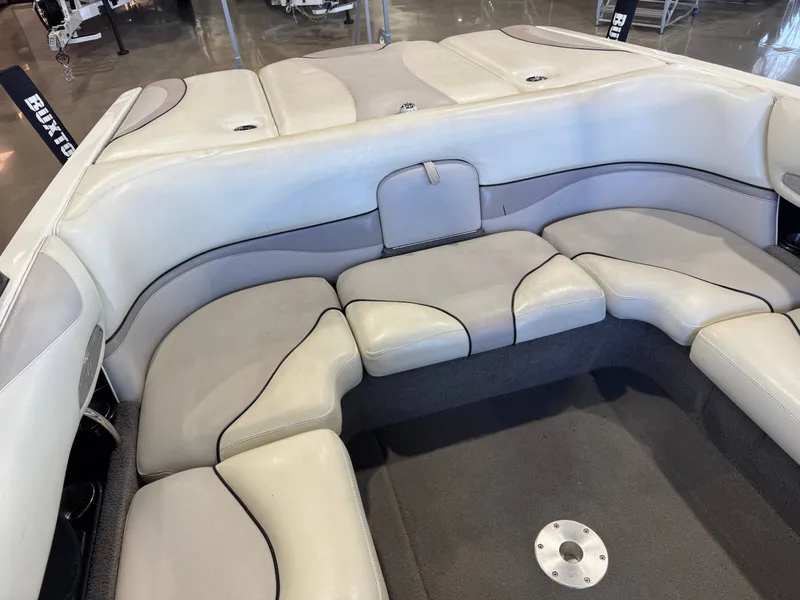 Slide: The Image of Malibu Wakesetter 21 VLX 2006 - 16