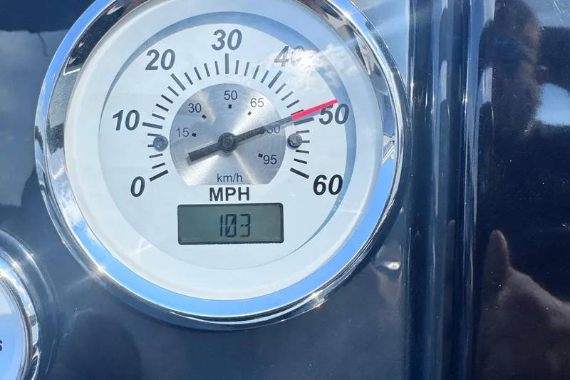 Slide: The Image of Speedometer of 2026 Landau Island Breeze 25 showing 103 MPH. - 7