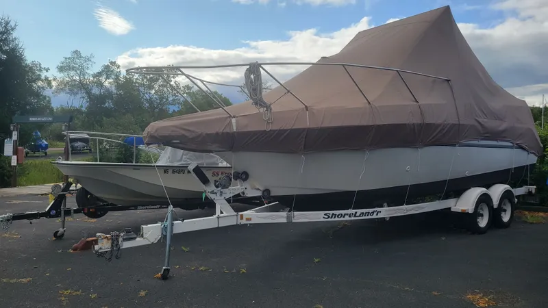 Slide: The Image of Maxum 2400 SCR 2000 - 3